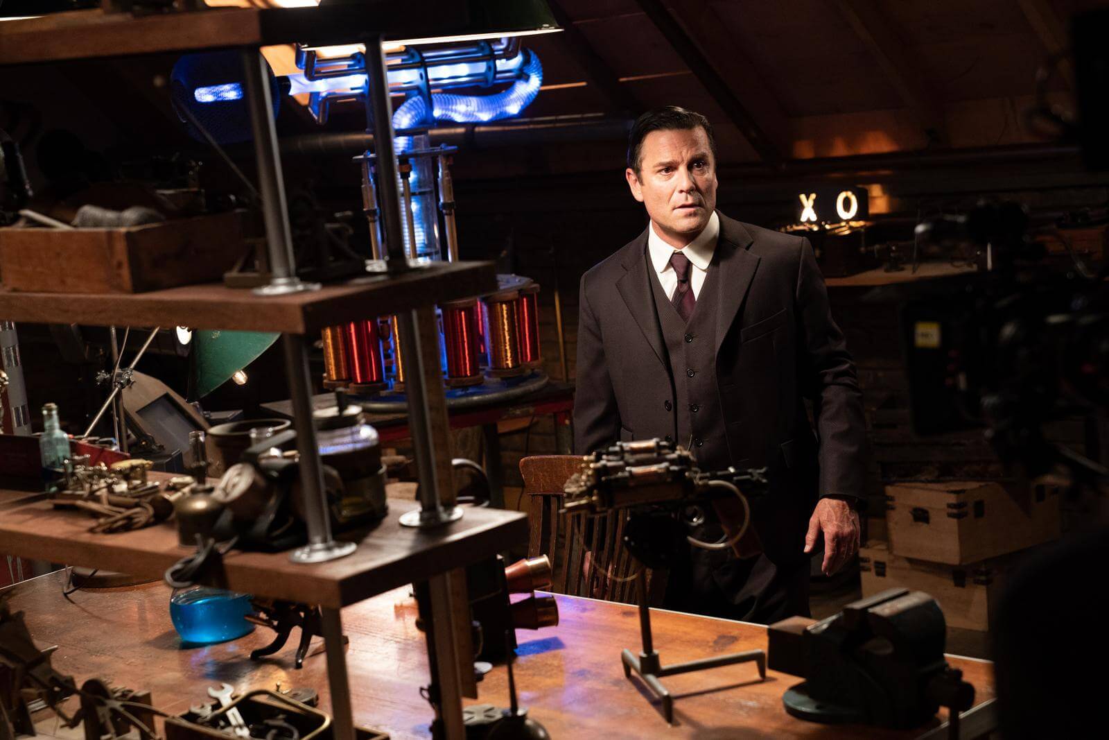 What the Dickens?! What the Dickens?! - Murdoch Mysteries review by Murdoch’s Hat