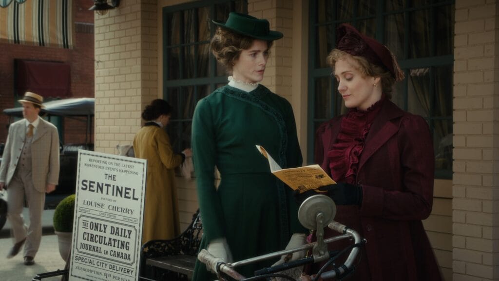 Strangers on Paper - Murdoch Mysteries Review by Murdoch's Hat - S19E11